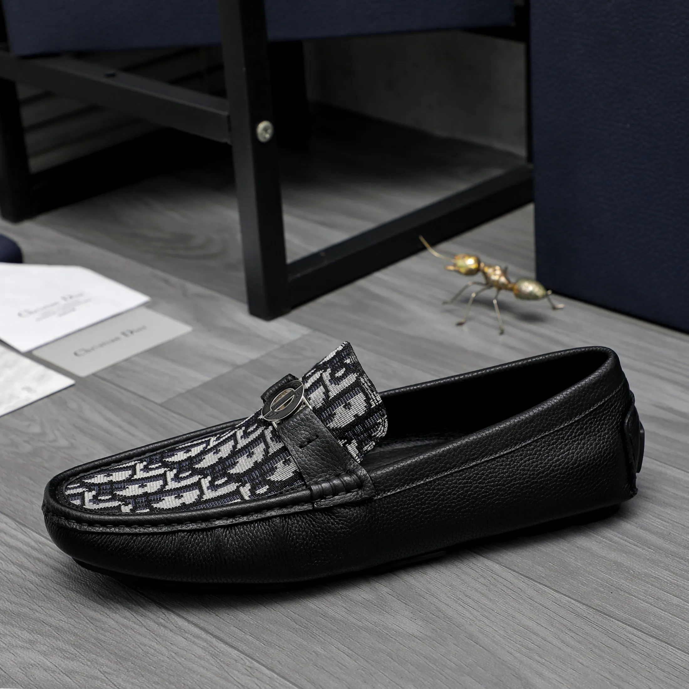 Men's shoes 💰400 Product trademark: Dior "Dior" casual slip-on shoes Regular size: 38-45 (45 is custom-made and non-returnable) Product materials: Selected cowhide stitching breathable woven upper, pigskin lining, rubber outsole